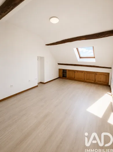 Appartement à La Chapelle-en-Serval (60520)