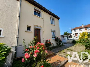 Townhouse in Fumay (08170)
