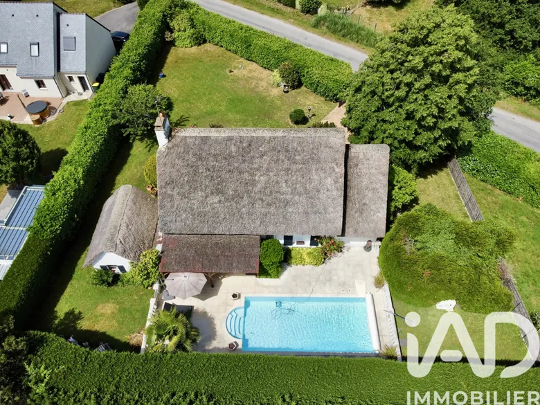 Maison 7 pièces 175 m² · à Saint-Lyphard · 175 m² · 572 000 €