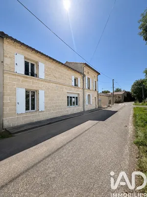 Maison à Saint-Médard-de-Guizières (33230)
