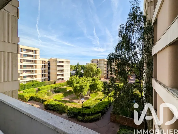 Appartement à Élancourt (78990) photo 2