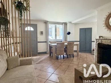 Village house in La Queue-les-Yvelines (78940)