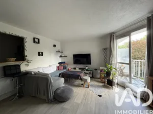 Appartement à Vaux-le-Pénil (77000)