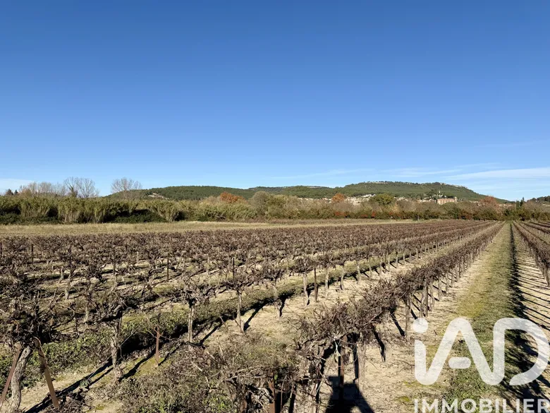 Terrain agricole à Laudun-l'Ardoise (30290) · 34 000 €