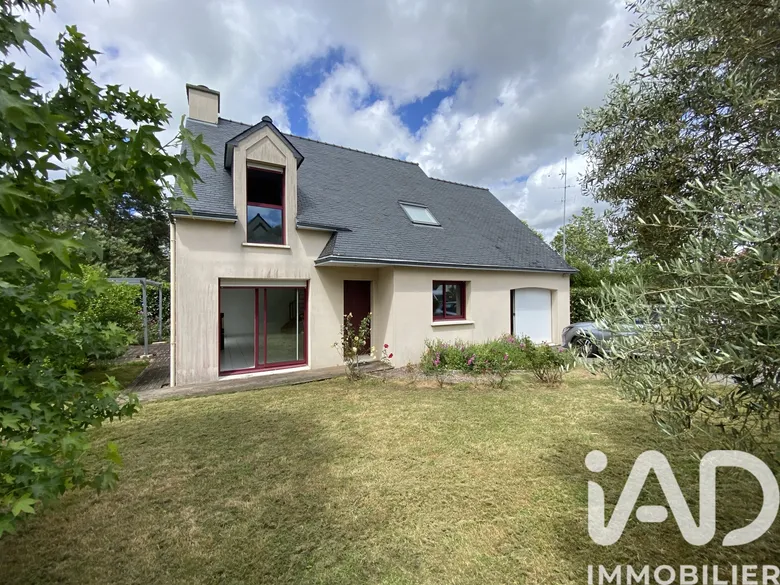 Maison 5 pièces 115 m² · à Theix · 115 m² · 398 500 €
