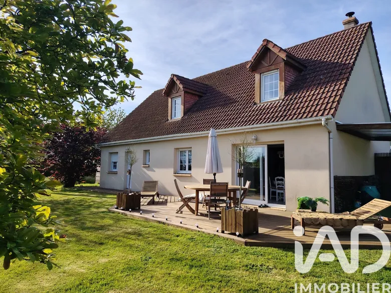 Maison 5 pièces 120 m² · à Étréville · 120 m² · 277 000 €