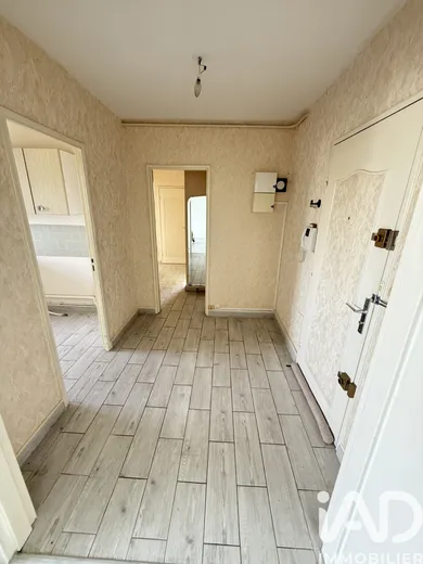 Apartment in Joué-lès-Tours (37300)