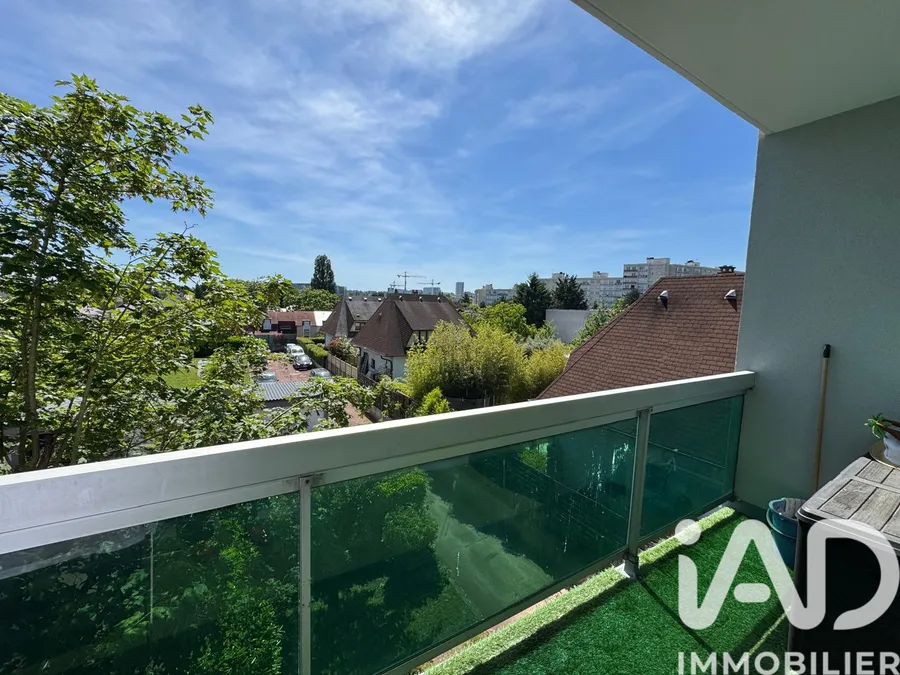 Appartement à Rosny-sous-Bois (93110) photo 3