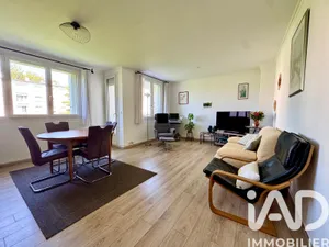 Apartment in Saint-Michel-sur-Orge (91240)