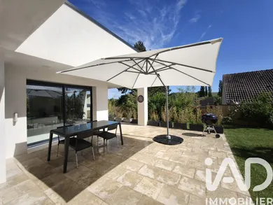 Architectural house in Bouleuse (51170)