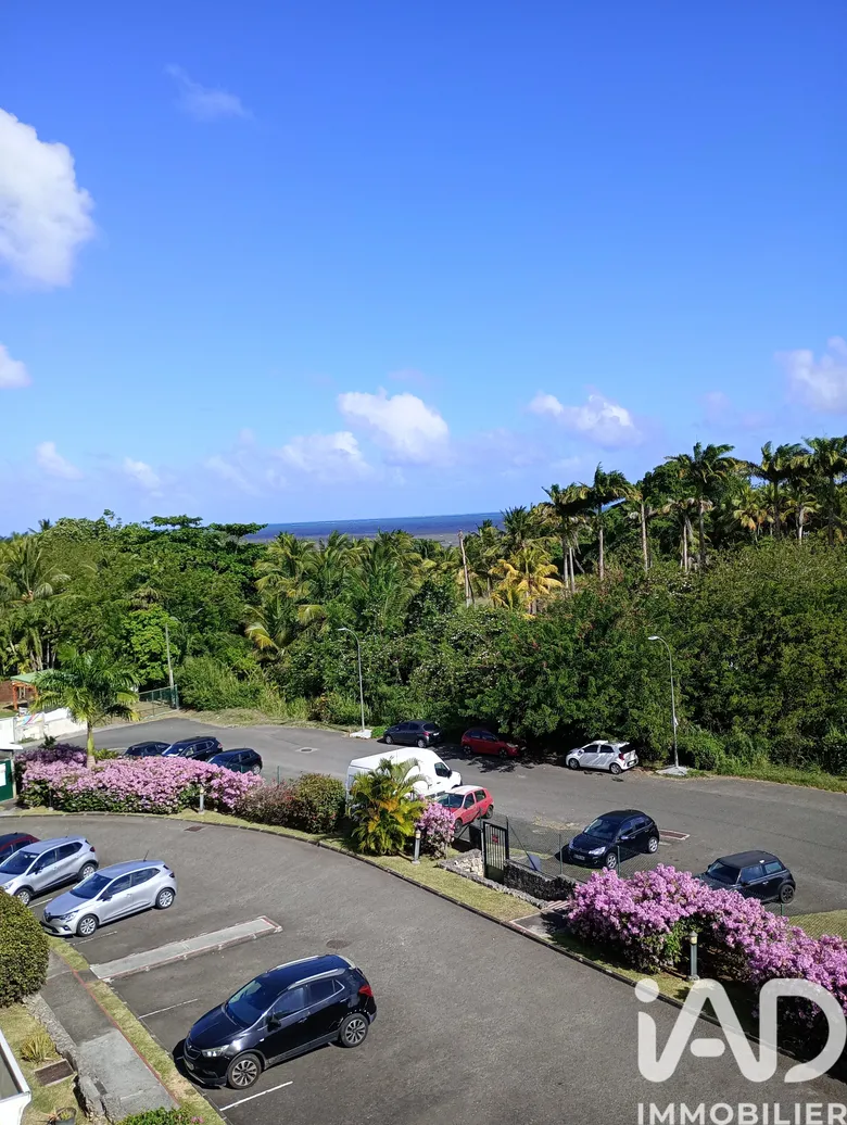 Appartement 4 pièces 105 m² · à Baie-Mahault · 105,2 m² · 350 000 €