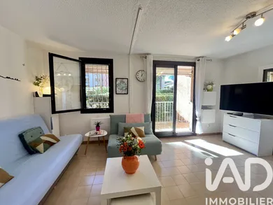 Apartment in Six-Fours-les-Plages (83140)