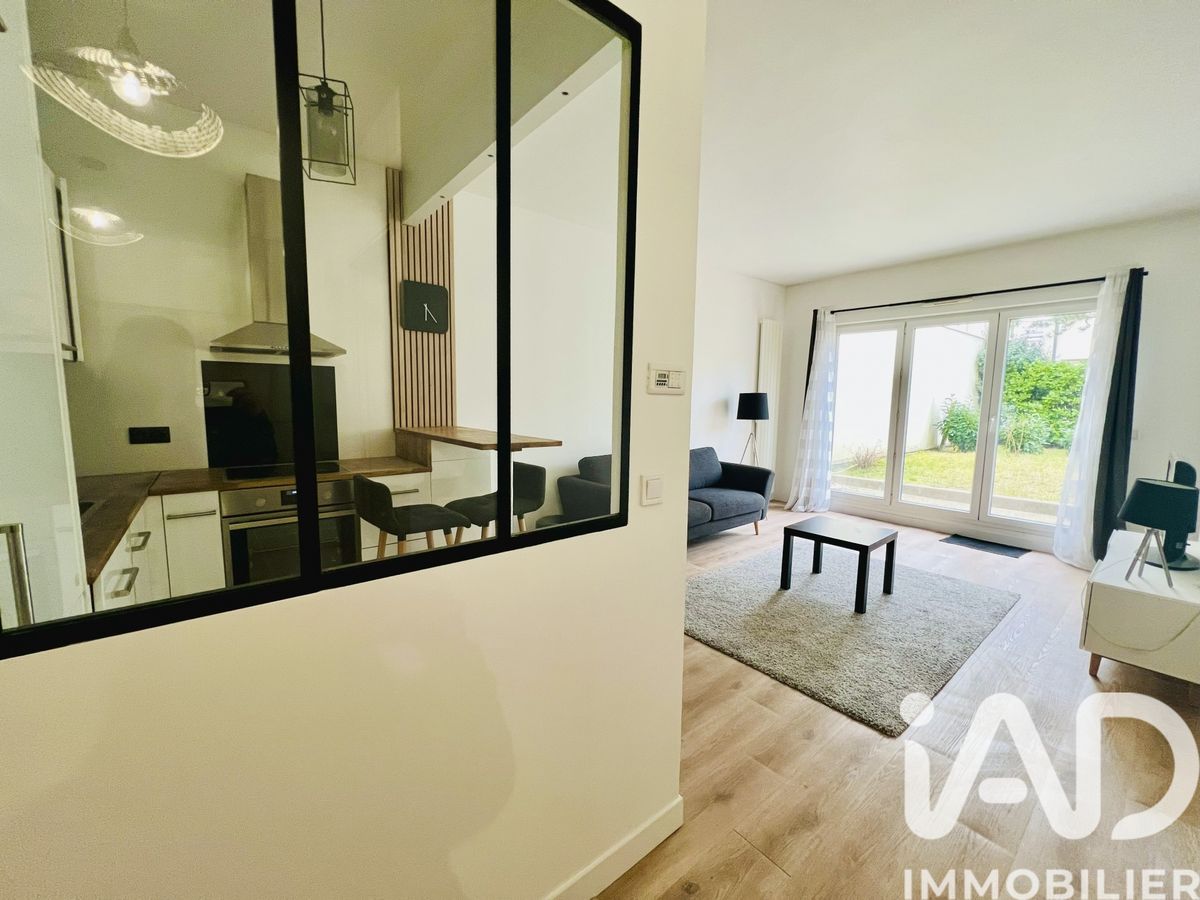 Appartement 2 pièces de 54 m² à Eaubonne (95600)