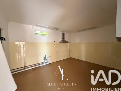 Immeuble à Freneuse (78840)