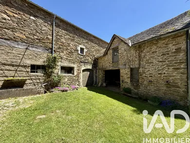 Maison de campagne à Quins (12800)