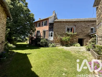 Maison de campagne à Quins (12800)