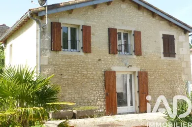 Maison de village à Mosnac (17240)