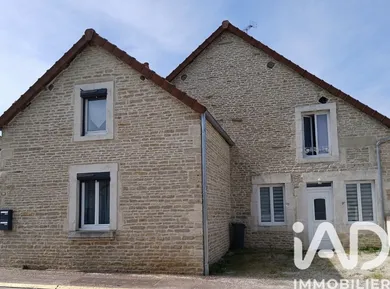 Maison d'architecte à Villiers-le-Sec (52000)