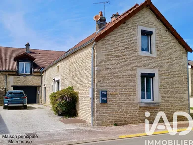 Maison d'architecte à Villiers-le-Sec (52000)