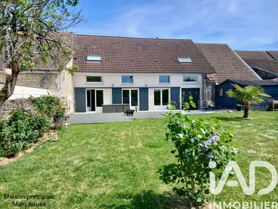 Maison d'architecte à Villiers-le-Sec (52000)