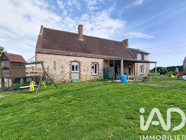 Maison 5 pièces 107 m² · à Saulnières · 107 m² · 189 000 €