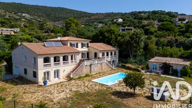 Demeure à Grimaud (83310)
