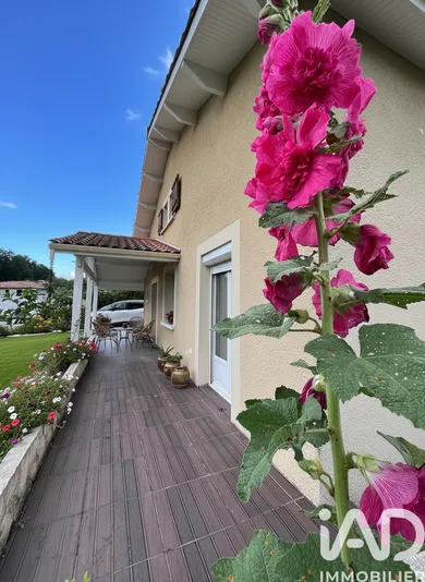 Maison à Bassens (33530)