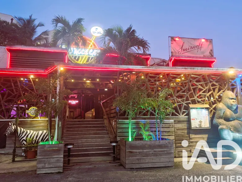 Restaurant à LE GOSIER (97190) · 389 m² · 2 097 650 €