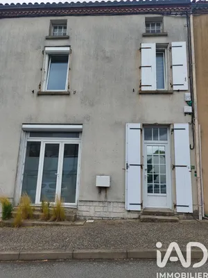 Townhouse in Chiché (79350)