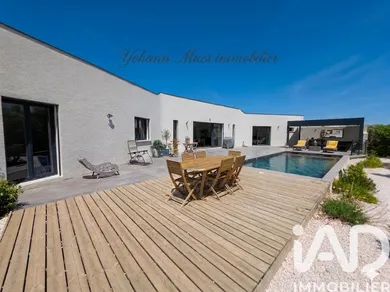Maison d'architecte à Saint-Marcel-sur-Aude (11120)