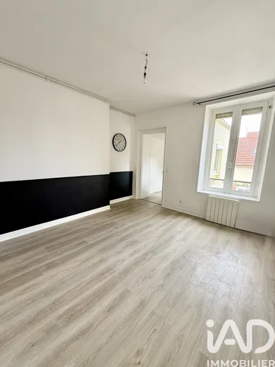 Apartment in Reims (51100)
