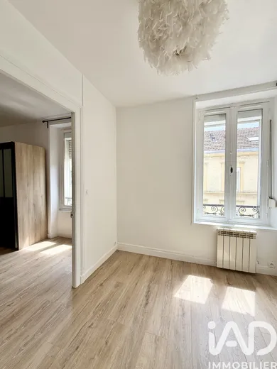 Apartment in Reims (51100)