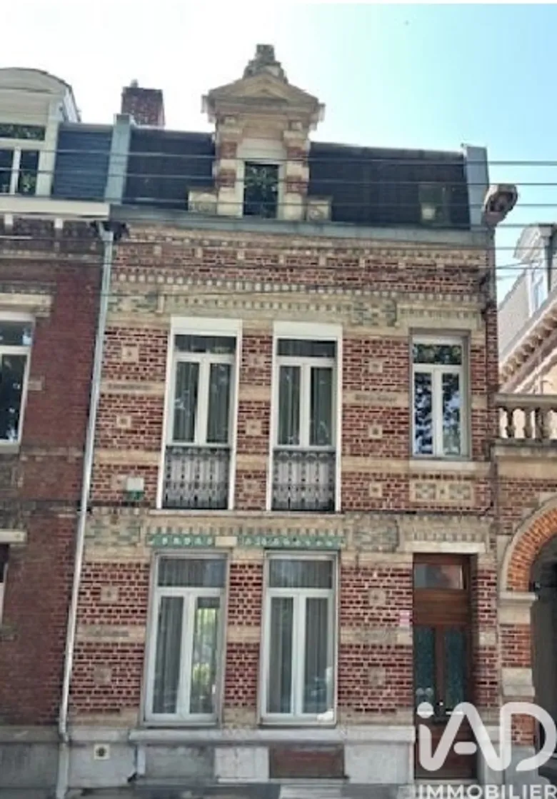 Maison 5 pièces 174 m² · à Douai · 174 m² · 244 000 €