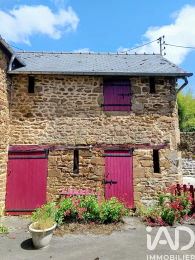 Maison à La Pellerine (53220)