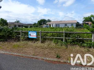 Building plot in Saint-Pierre-du-Mont (40280)