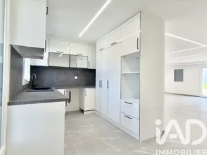House in Reims (51100)