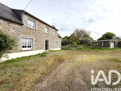 Traditional house in Saint-Fiacre (22720)