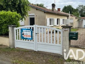 Village house in Les Fosses (79360)