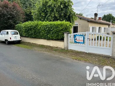 Maison de village à Les Fosses (79360)