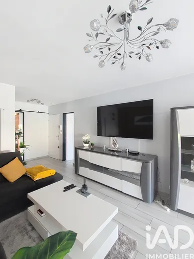 Apartment in Nîmes (30000)