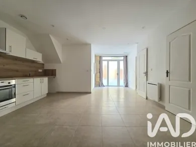Apartment in Bagnols-sur-Cèze (30200)