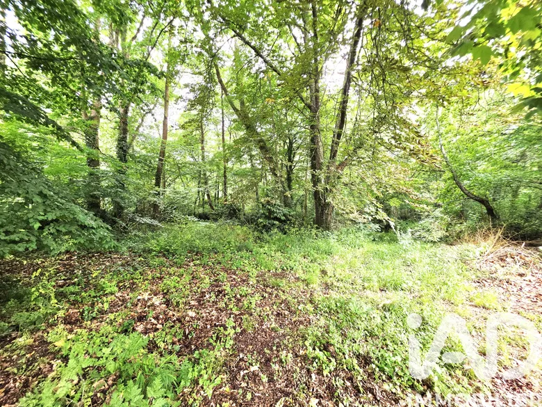 Terrain à bâtir à Le Pian-Médoc (33290) · 170 000 €