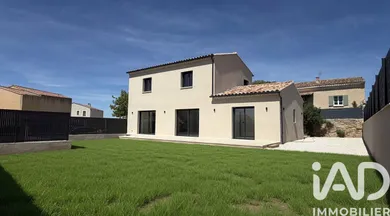 Maison à ST PIERRE DE VASSOLS (84330)