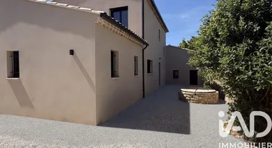 Maison à ST PIERRE DE VASSOLS (84330)