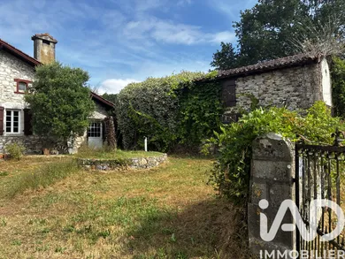 Maison de campagne à Saint-Étienne-d'Orthe (40300)