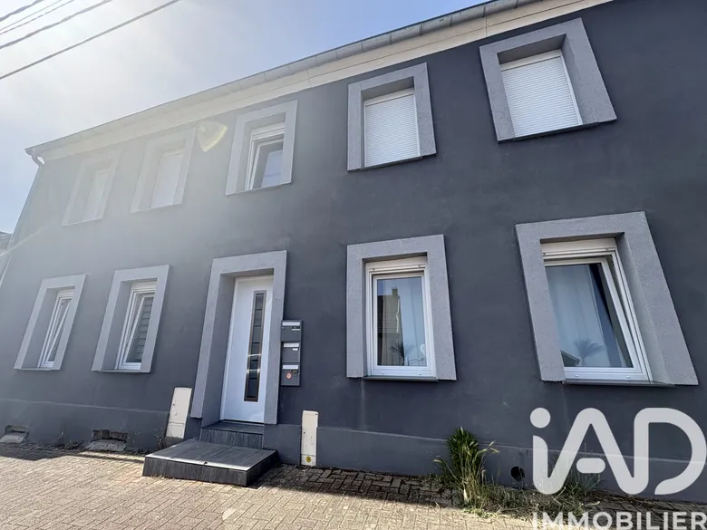 Appartement 3 pièces 55 m² · à Petite-Rosselle · 54,6 m² · 54 000 €