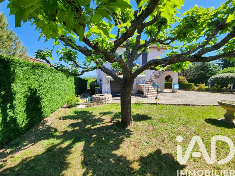 Maison 6 pièces 110 m² · à Saint-Marcellin-en-Forez · 110 m² · 265 000 €