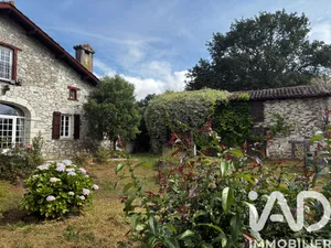 Maison de campagne à Saint-Étienne-d'Orthe (40300)