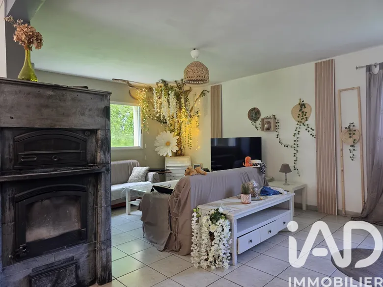 Maison 5 pièces 162 m² · à Plédéliac · 162 m² · 307 500 €