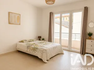 Apartment in Toulon (83000)